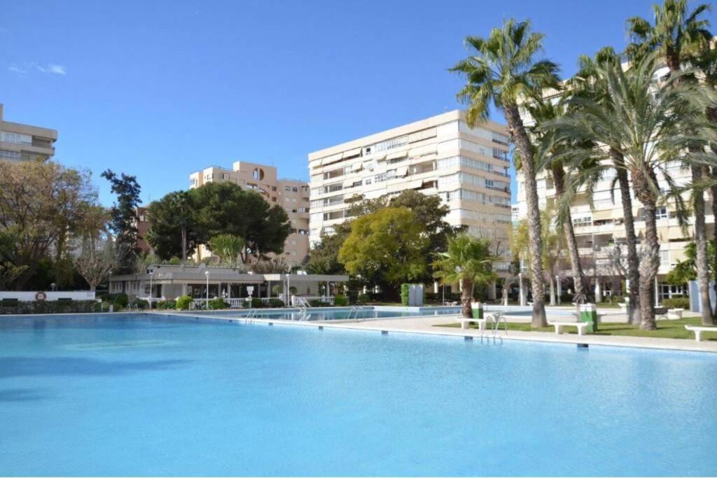 Garden Apartment With Pool And Ac อาลิกันเต ภายนอก รูปภาพ