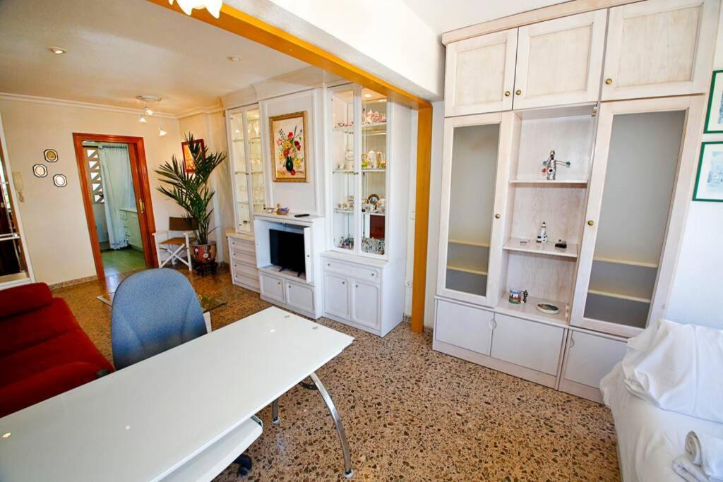 Garden Apartment With Pool And Ac อาลิกันเต ภายนอก รูปภาพ