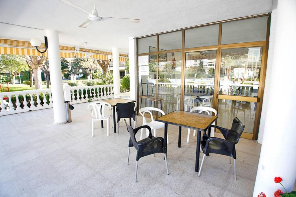 Garden Apartment With Pool And Ac อาลิกันเต ภายนอก รูปภาพ